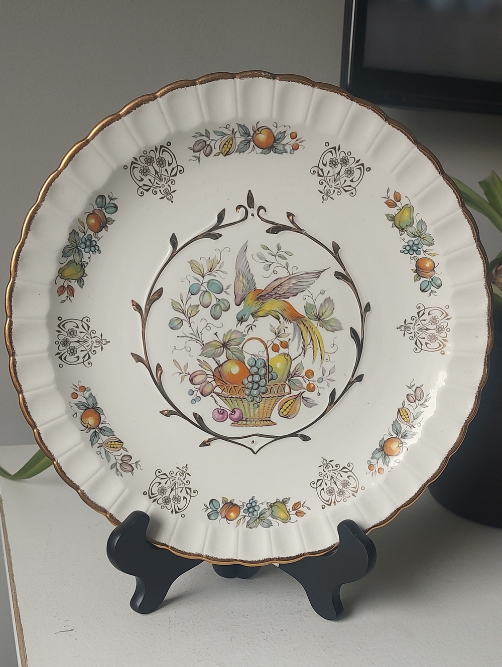 Vintage Avon By Wood & Sons Alpine White Ironstone Plate